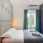 Etnea Room\'S