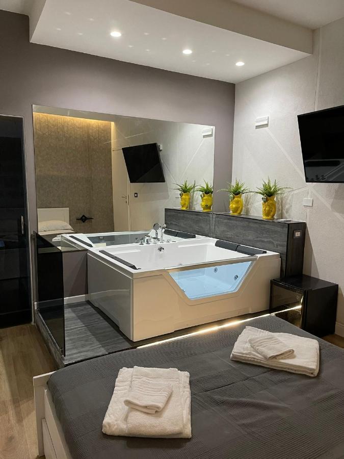 Etnea Room's Gasthof Catania